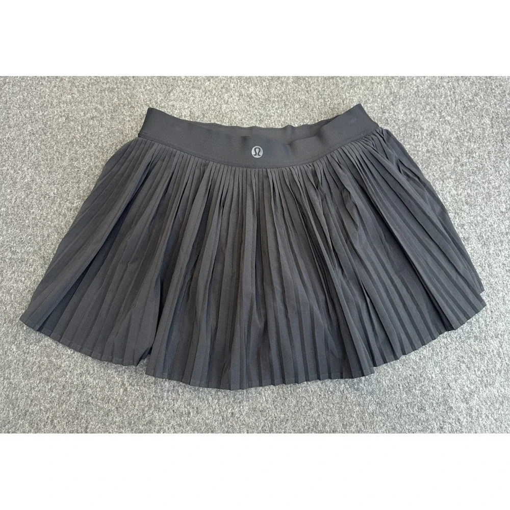 Lululemon Varsity High-Rise Pleated Tennis Skirt Shorts Pocket Skort Black 10 - Picture 2 of 16